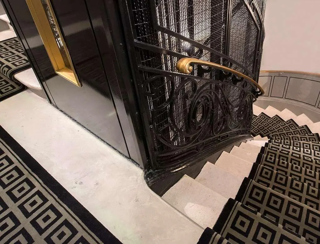 פריז Hotel Helzear Champs-Elysees