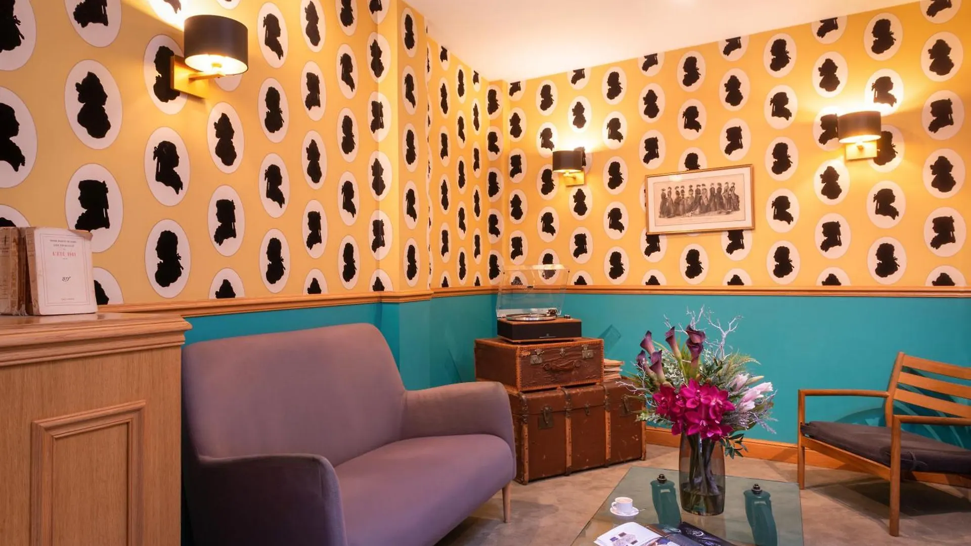 Hotel Helzear Champs-Elysees Paris