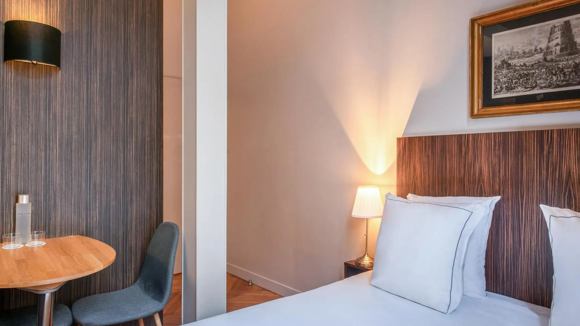 פריז Hotel Helzear Champs-Elysees