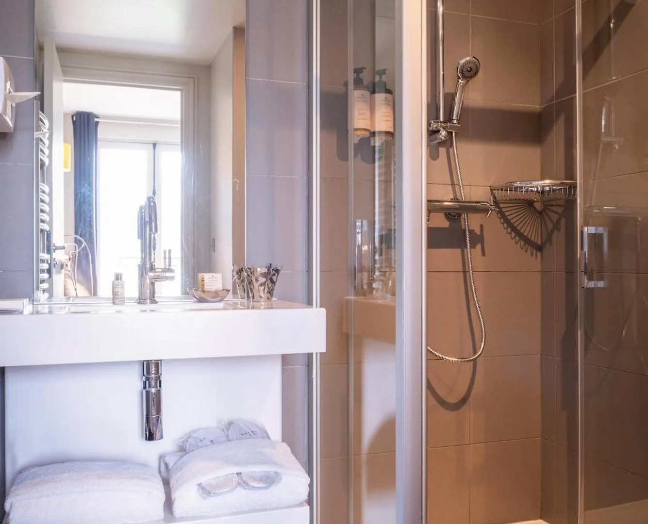 פריז Hotel Helzear Champs-Elysees