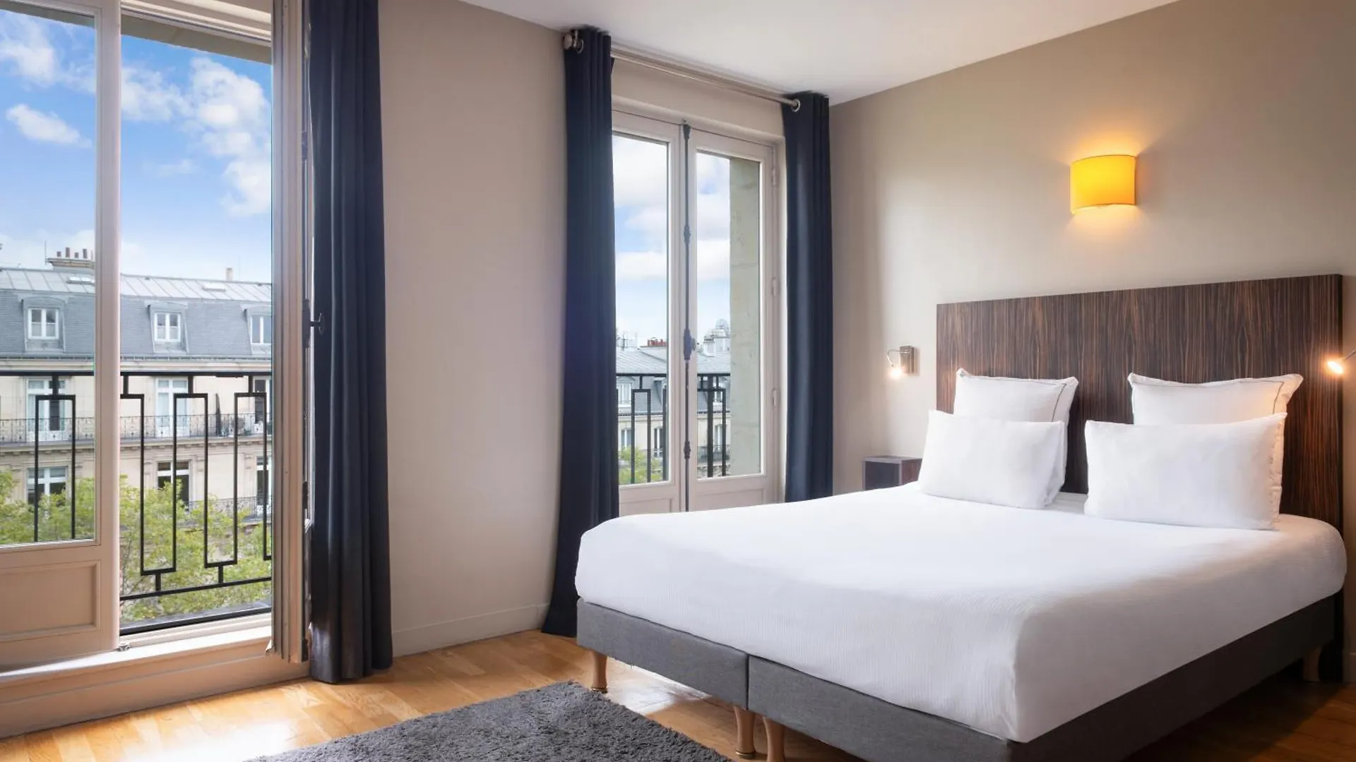 פריז Hotel Helzear Champs-Elysees