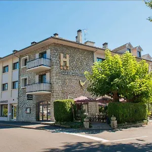 https://au-faisan-dore-annecy.hotels-rhonealpes.com